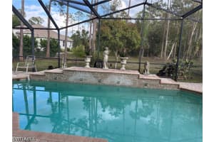 1156 Oakes Blvd, Naples