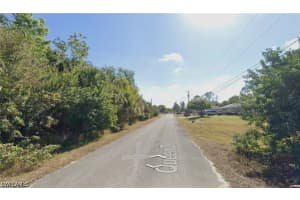 2615 Queen Drive, Lehigh Acres, FL 33971 - MLS#226016899