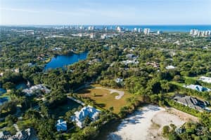 157 Center Street, Naples, FL 34108 - MLS#226016918