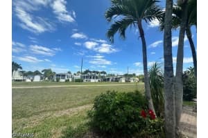 1509 Diamond Lake Circle, Naples, FL 34114 - MLS#226016929