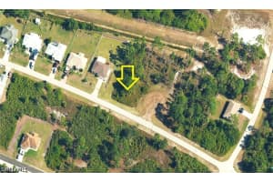 1033 Parker Court, Lehigh Acres, FL 33974 - MLS#226016934