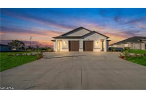 1324 16th Terrace, Cape Coral, FL 33909 - MLS#226016935