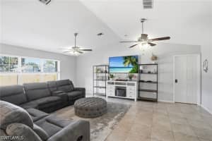 2506 7th Street, Lehigh Acres, FL 33971 - MLS#226016964