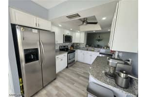 7360 Glenmoor Lane, Naples, FL 34104 - MLS#226016978