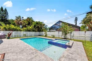 861 97th Avenue, Naples, FL 34108 - MLS#226016987