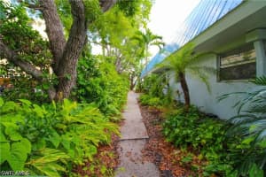 1331 Chesapeake Avenue, Naples, FL 34102 - MLS#226017034