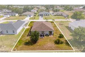 1607 35th Lane, Cape Coral, FL 33909 - MLS#226017037