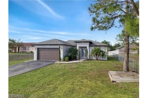 2661 43rd Avenue, Naples, FL 34120 - MLS#226017046