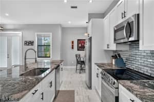 2661 43rd Avenue, Naples, FL 34120 - MLS#226017046