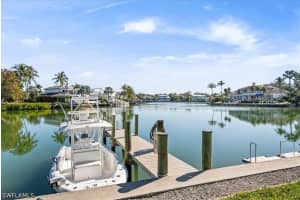 1910 Gulf Shore Blvd N 107, Naples