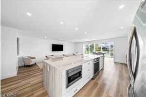 1910 Gulf Shore Boulevard, Naples, FL 34102 - MLS#226017087