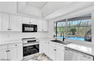 4500 1st Ave Nw, Naples