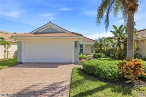 8721 Querce Ct, Naples
