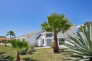 1928 8th Court, Cape Coral, FL 33991 - MLS#226017296