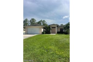4080 33rd Ave Ne, Naples