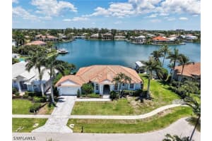419 Spinnaker Drive, Marco Island, FL 34145 - MLS#226017325