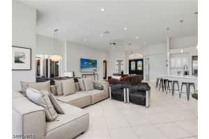419 Spinnaker Drive, Marco Island, FL 34145 - MLS#226017325