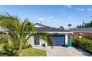 543 107th Avenue, Naples, FL 34108 - MLS#226017360