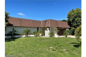 255 Pine Valley Circle, Naples, FL 34113 - MLS#226017369