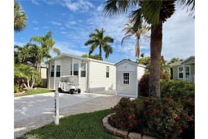 1066 Silver Lakes Boulevard, Naples, FL 34114 - MLS#226017371