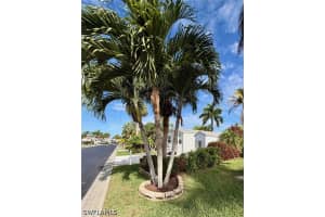 1066 Silver Lakes Boulevard, Naples, FL 34114 - MLS#226017371