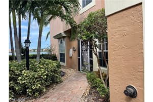 28068 Cavendish Court, Bonita Springs, FL 34135 - MLS#226017375
