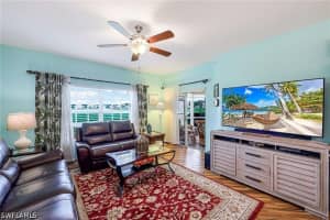 28068 Cavendish Court, Bonita Springs, FL 34135 - MLS#226017375