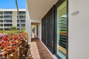 3000 Gulf Shore Boulevard, Naples, FL 34103 - MLS#226017381