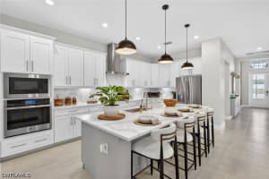 13531 Blue Bay Circle, Fort Myers, FL 33913 - MLS#226017395