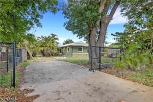 8091 San Carlos Boulevard, Fort Myers, FL 33967 - MLS#226017402