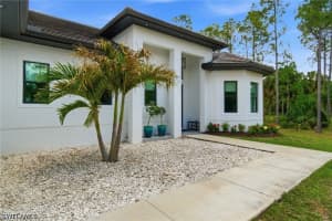 522 31st Street, Naples, FL 34117 - MLS#226017419