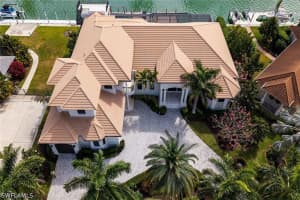 535 Alameda Court, Marco Island, FL 34145 - MLS#226017422