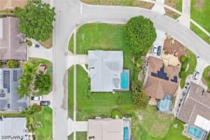 10340 Regent Circle, Naples, FL 34109 - MLS#226017426
