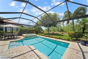 8827 Vaccaro Court, Naples, FL 34119 - MLS#226017438