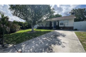 5374 Warren Street, Naples, FL 34113 - MLS#226017499