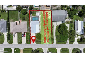736 104th Avenue, Naples, FL 34108 - MLS#226017525