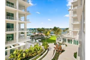 901 GULF SHORE Boulevard, Naples, FL 34102 - MLS#226017527