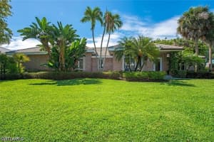 7018 Greentree Drive, Naples, FL 34108 - MLS#226017541