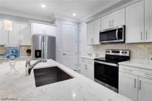 12973 Pembroke Drive, Naples, FL 34105 - MLS#226017568