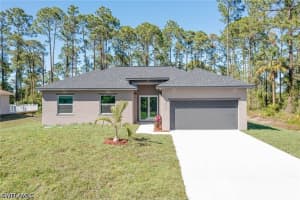 3402 72nd St W, Lehigh Acres