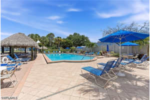 887 Gulf Pavilion Drive, Naples, FL 34108 - MLS#226017582
