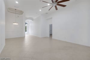 15501 Cadiz Lane, Naples, FL 34110 - MLS#226017599