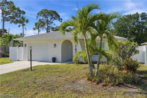 742 99th Avenue, Naples, FL 34108 - MLS#226017624