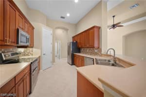 7914 Founders Circle, Naples, FL 34104 - MLS#226017672