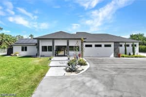 121 20th Avenue, Naples, FL 34120 - MLS#226017724