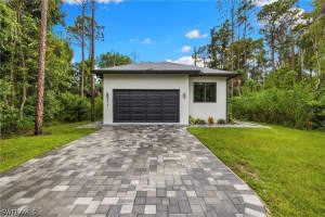 3012 Pine Tree Drive, Naples, FL 34112 - MLS#226017740
