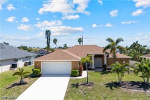 2228 26th Terrace, Cape Coral, FL 33914 - MLS#226017793