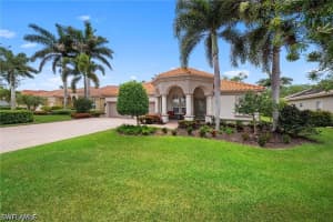 10053 Lions Bay Court, Naples, FL 34120 - MLS#226017825
