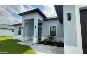 626 Beach Avenue, Lehigh Acres, FL 33974 - MLS#226017832