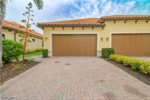 9122 Isla Bella Circle, Bonita Springs, FL 34135 - MLS#226017857